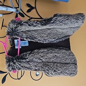 2 for 15 VINTAGE Y2K SPICE GIRLS ERA FAUX FUR VEST.